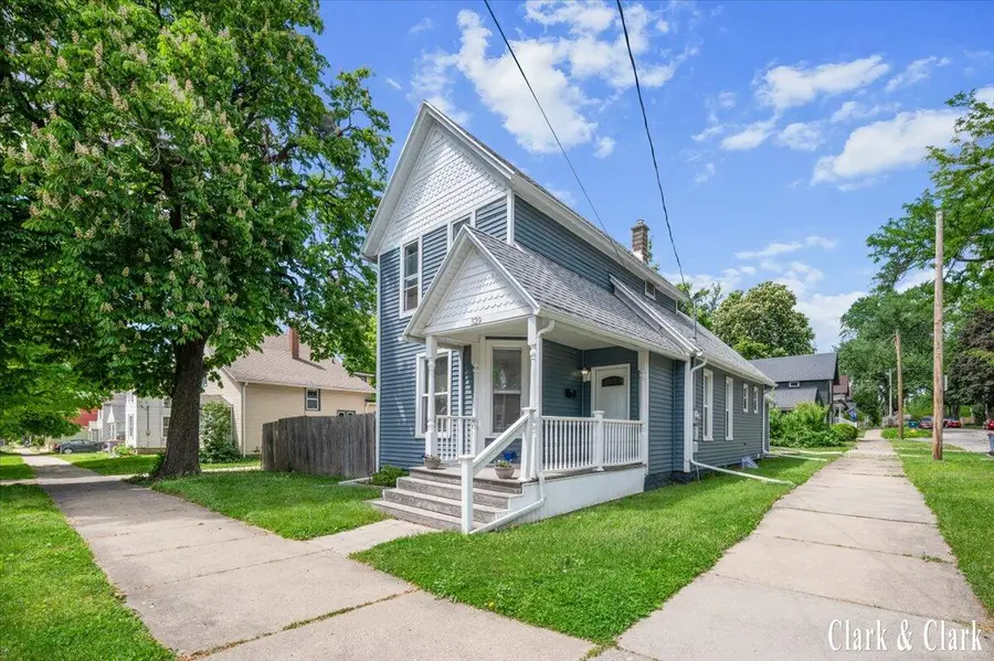 529 Carrier Street Ne, Grand Rapids, MI 49505 - #2