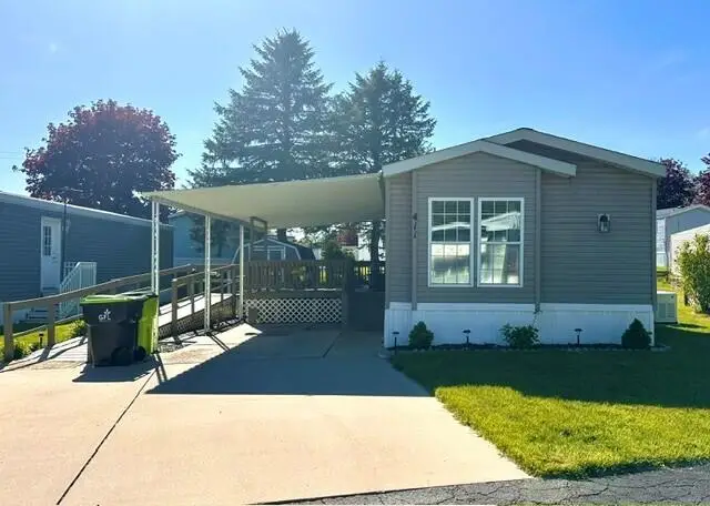 411 Woodview Drive, Greenville, MI 48838 - #3