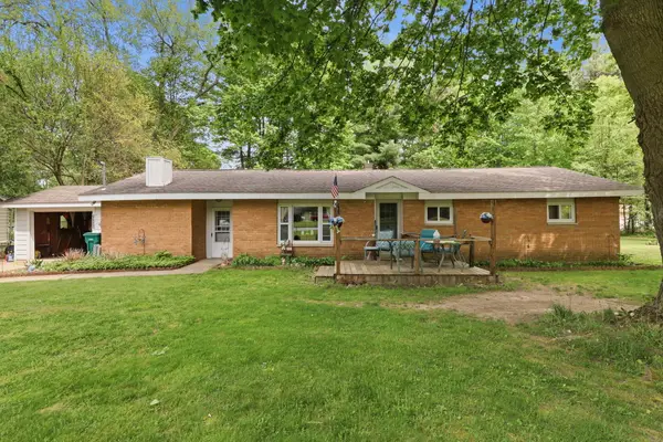 2205 S Broadway Street, Hastings, MI 49058