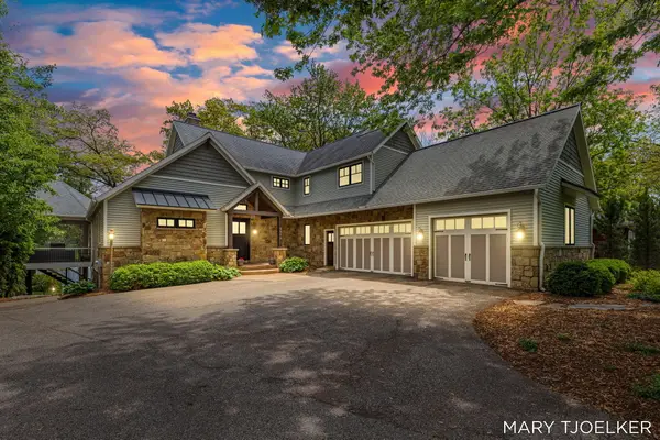 3516 Goodwood Drive Se, Grand Rapids, MI 49546
