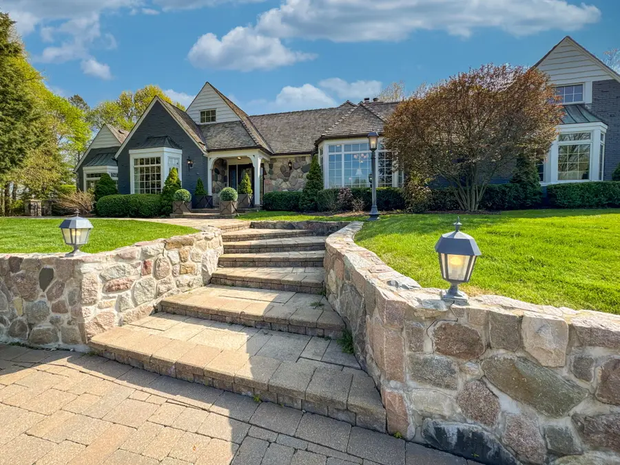 267 Woodberry Drive, Bloomfield Hills, MI 48304 - #2