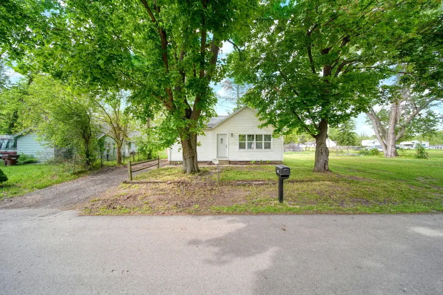 105 Trumble Avenue, Jackson, MI 49203 - #2