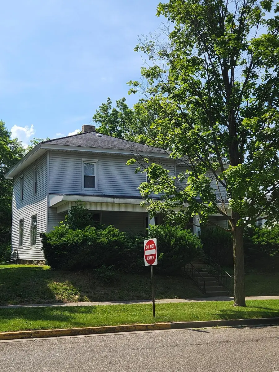 330 S Stewart Avenue, Big Rapids, MI 49307 - #2