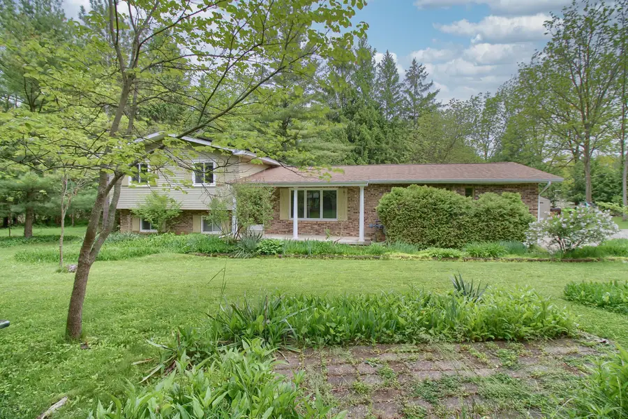 39 W Judd Road, Saline, MI 48176 - #3