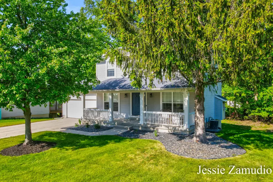 5609 E Grove Drive Se, Grand Rapids, MI 49512 - #3