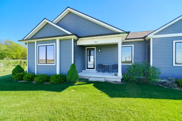 3605 Pinot Point, Manistee, MI 49660