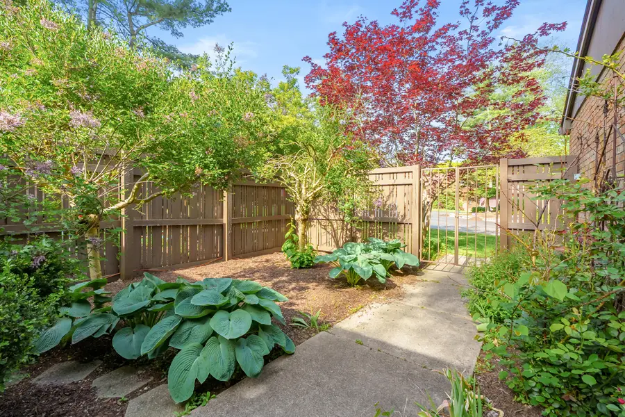 121 Pine Cove Circle, Kalamazoo, MI 49006 - #2