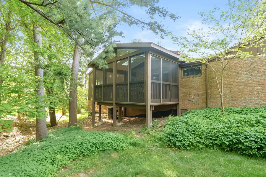 121 Pine Cove Circle, Kalamazoo, MI 49006 - #3