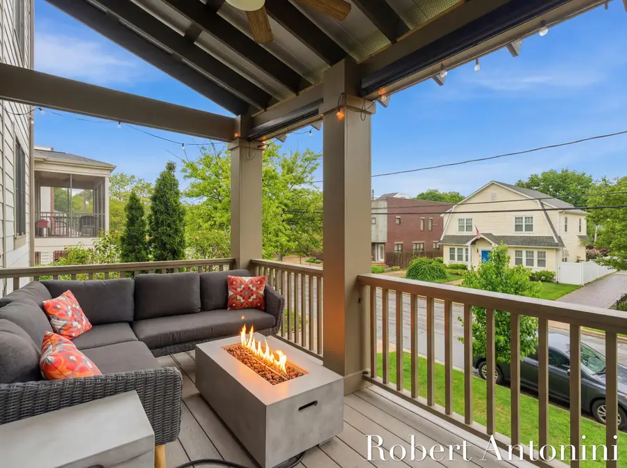 706 Croswell Avenue Se #10, Grand Rapids, MI 49506 - #2