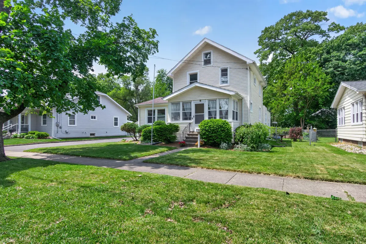 214 N Durand Street, Jackson, MI 49202 - #1