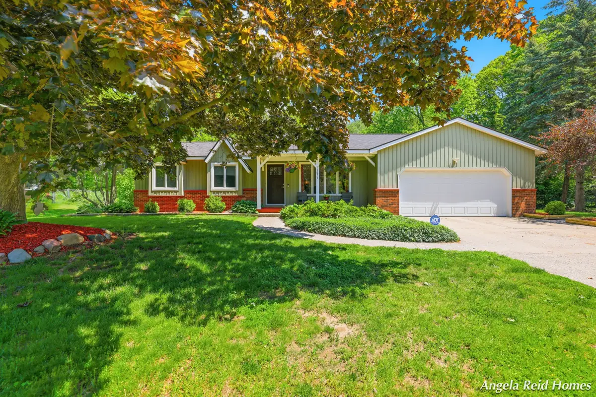 11622 8th Avenue Nw, Grand Rapids, MI 49534 - #1