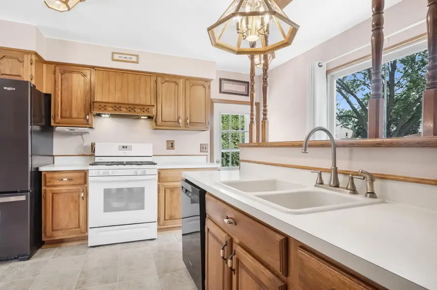 35046 Nancy Street, Westland, MI 48186 - #2