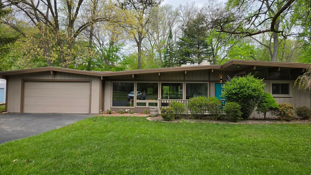 32619 Greenland Court, Livonia, MI 48154 - #1