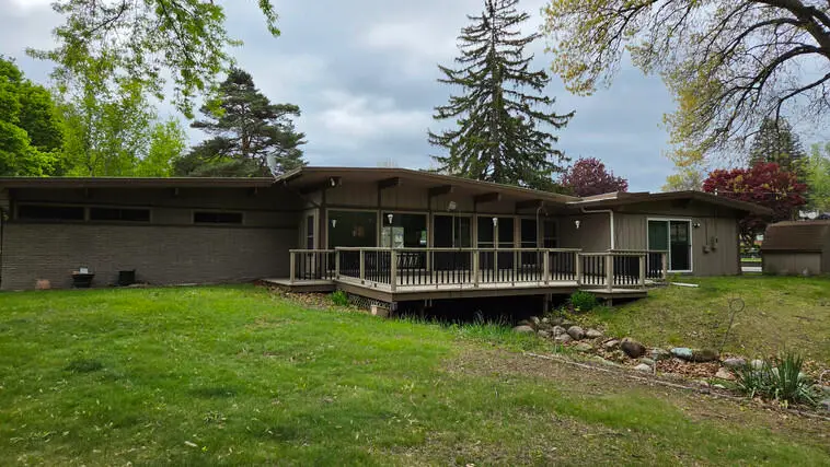 32619 Greenland Court, Livonia, MI 48154 - #2