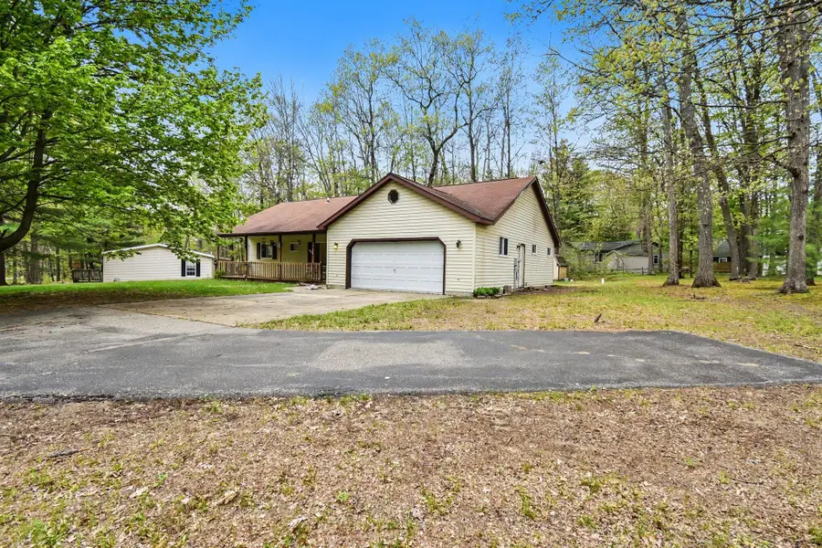306 Silverhill Drive, Houghton Lake, MI 48629 - #3