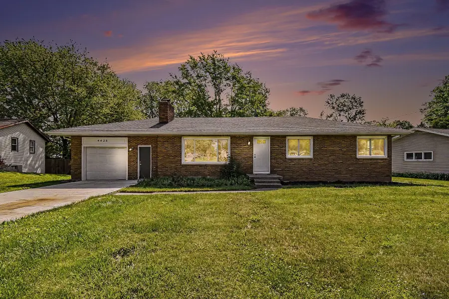 4428 Curwood Avenue Se, Kentwood, MI 49508 - #2