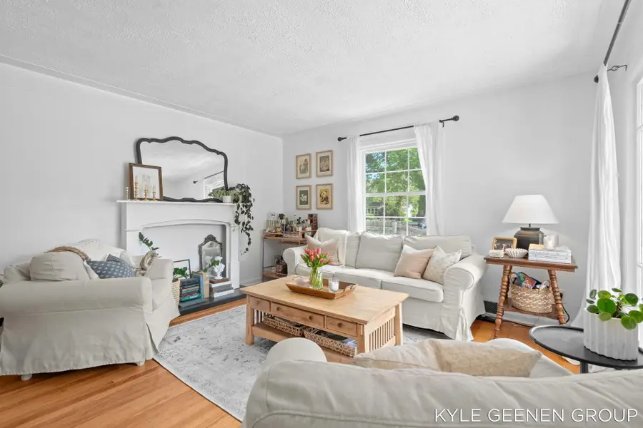 1347 Fisk Road Se, Grand Rapids, MI 49506 - #2