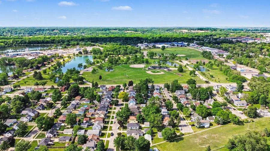 2434 Lamar Avenue Sw, Wyoming, MI 49519 - #2