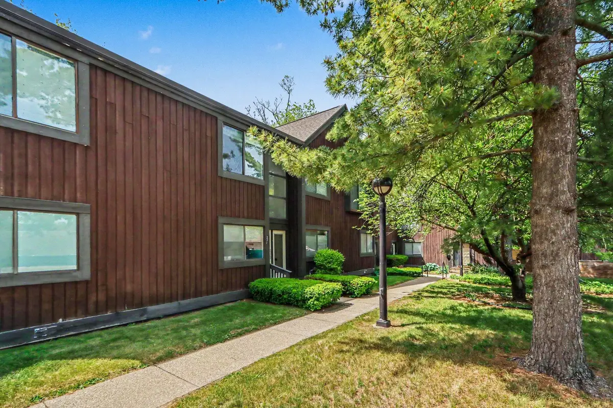 231 Durness Court #A, Kalamazoo, MI 49006 - #1