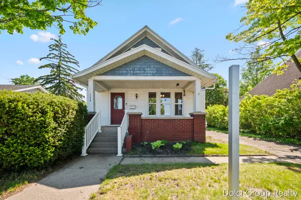 124 N Warren Avenue, Big Rapids, MI 49307