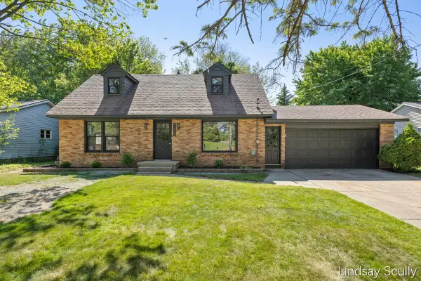 5249 Newcastle Drive Se, Kentwood, MI 49508