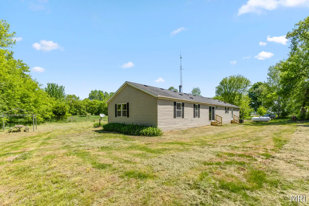 5950 S Grow Road, Sheridan, MI 48884 - #1