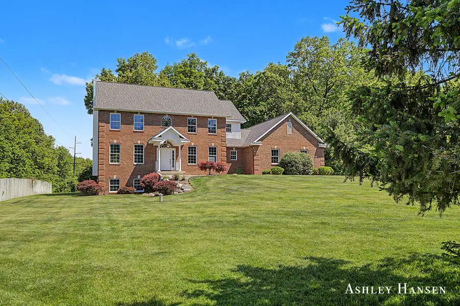 7085 Hidden Ridge Drive Se, Grand Rapids, MI 49546 - #2