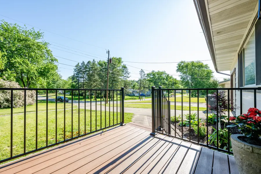 264 Leedy Street, Coloma, MI 49038 - #3