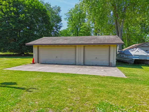 E Lakeshore Drive, Dowagiac, MI 49047