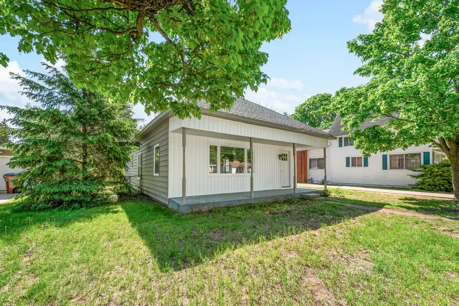 610 Boon Street, Cadillac, MI 49601 - #3