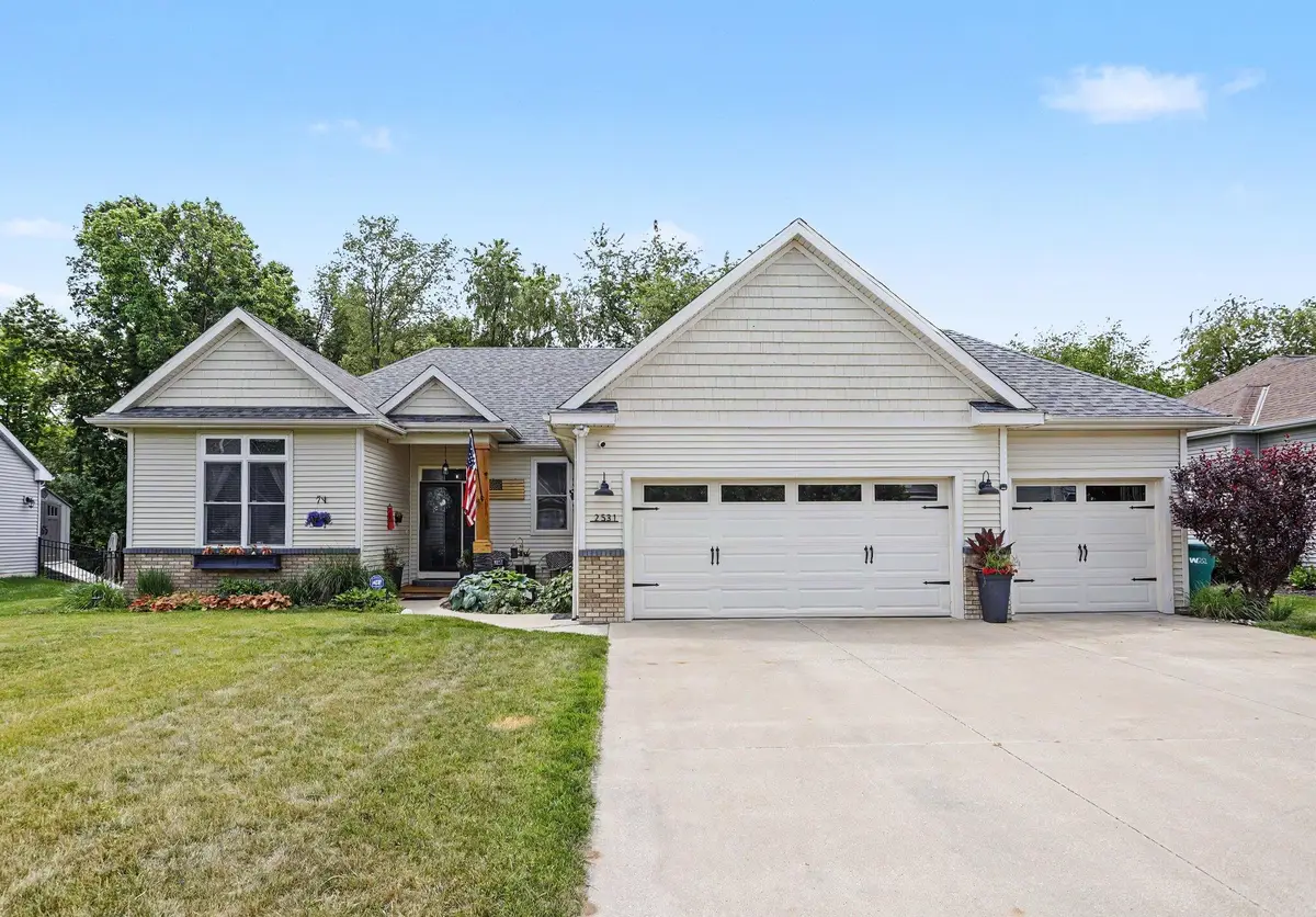 2531 Avalon Woods Drive, Portage, MI 49024 - #1