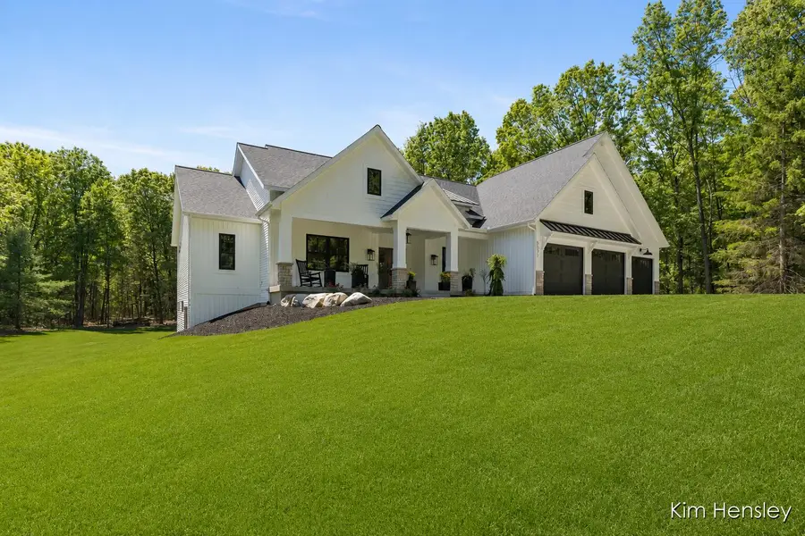 8571 Young Avenue Ne, Rockford, MI 49341 - #2
