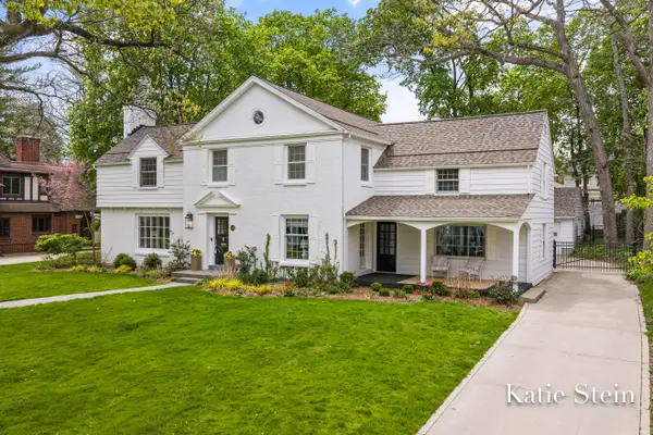 833 Gladstone Drive Se, Grand Rapids, MI 49506