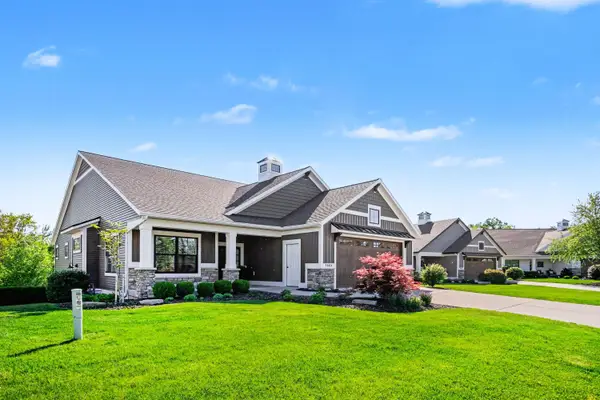 7864 Whistle Creek Court Sw #15, Byron Center, MI 49315
