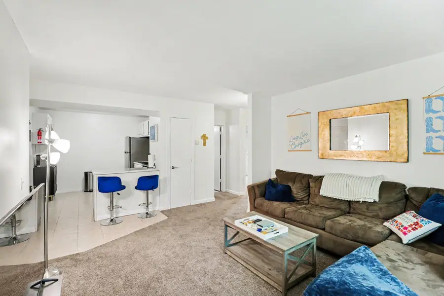 756 W Kilgore Road #205, Kalamazoo, MI 49008 - #3