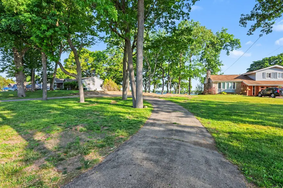 2833 Woodhams Avenue, Portage, MI 49002 - #2