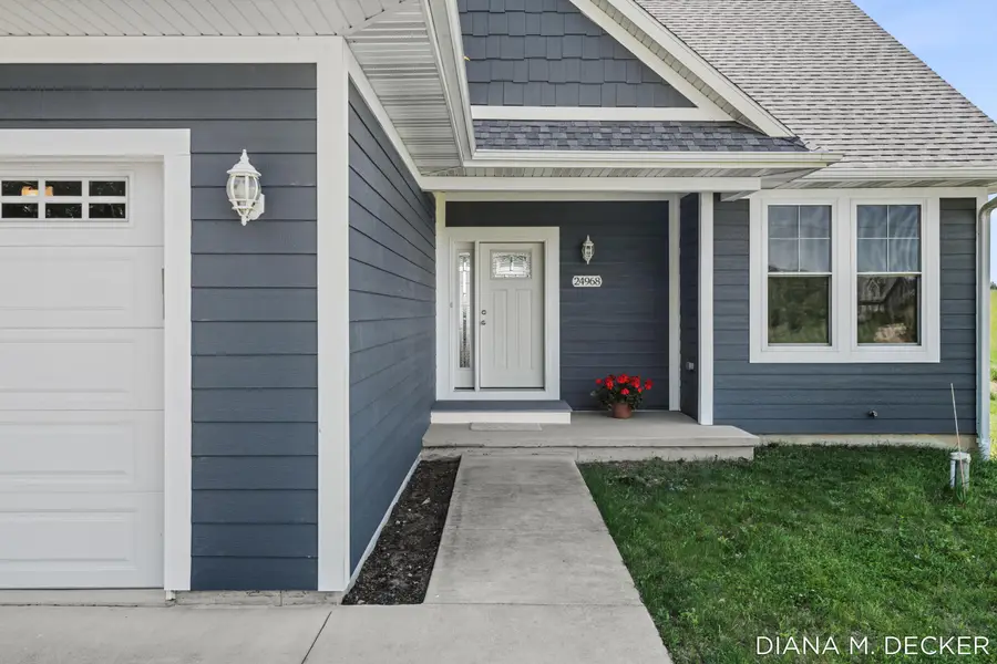 24968 44th Street, Bloomingdale, MI 49026 - #2