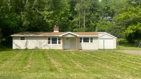 244 Woodland Avenue, Jackson, MI 49203