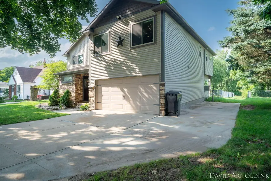 2325 Riley Court, Hudsonville, MI 49426 - #3