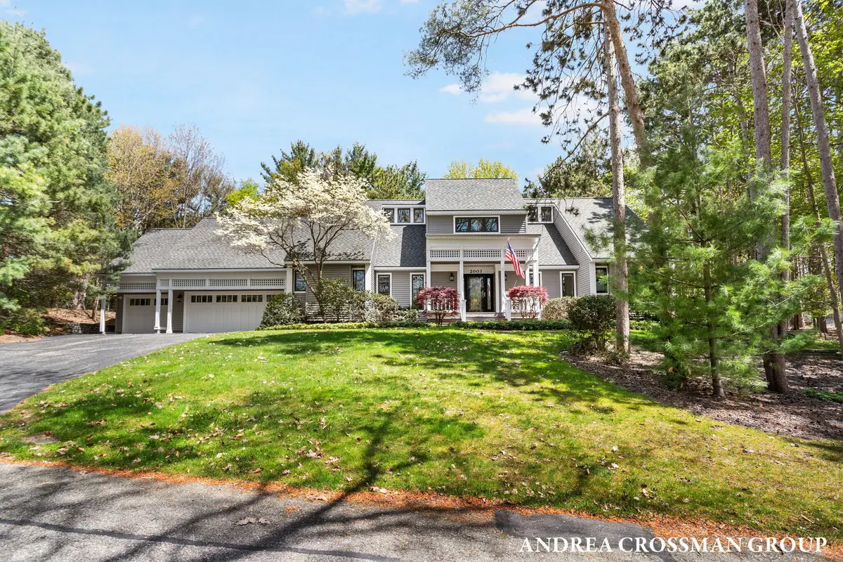 2003 W Lakewood Boulevard, Holland, MI 49424 - #1