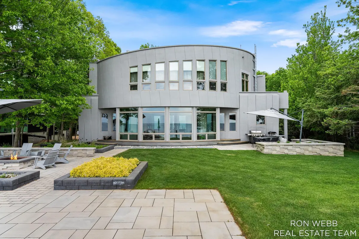 1234 Shorecrest Drive, South Haven, MI 49090 - #1