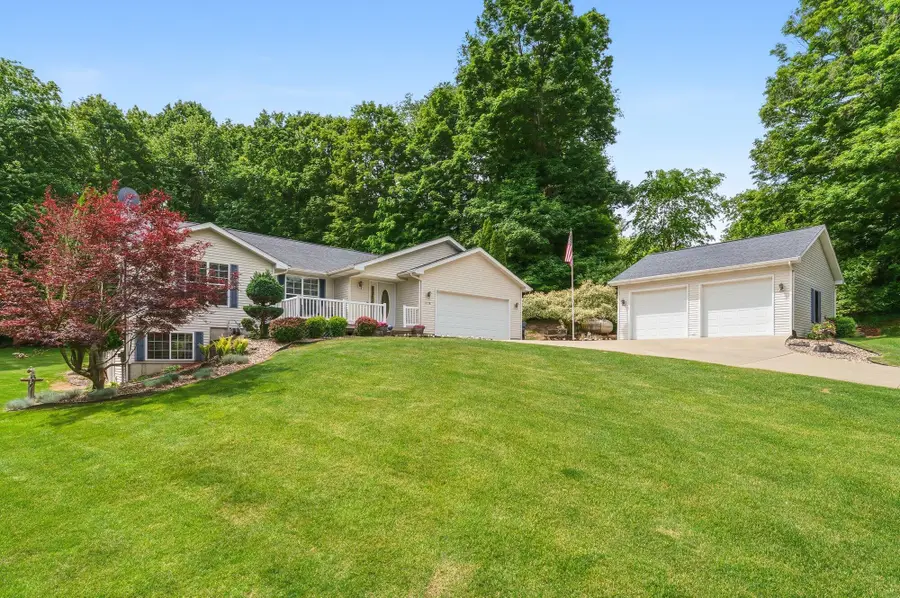2138 Fox Mountain Drive, Otsego, MI 49078 - #2