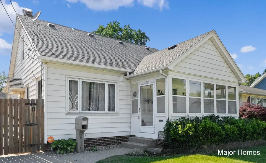 1947 Blandford Avenue Sw, Wyoming, MI 49519 - #2