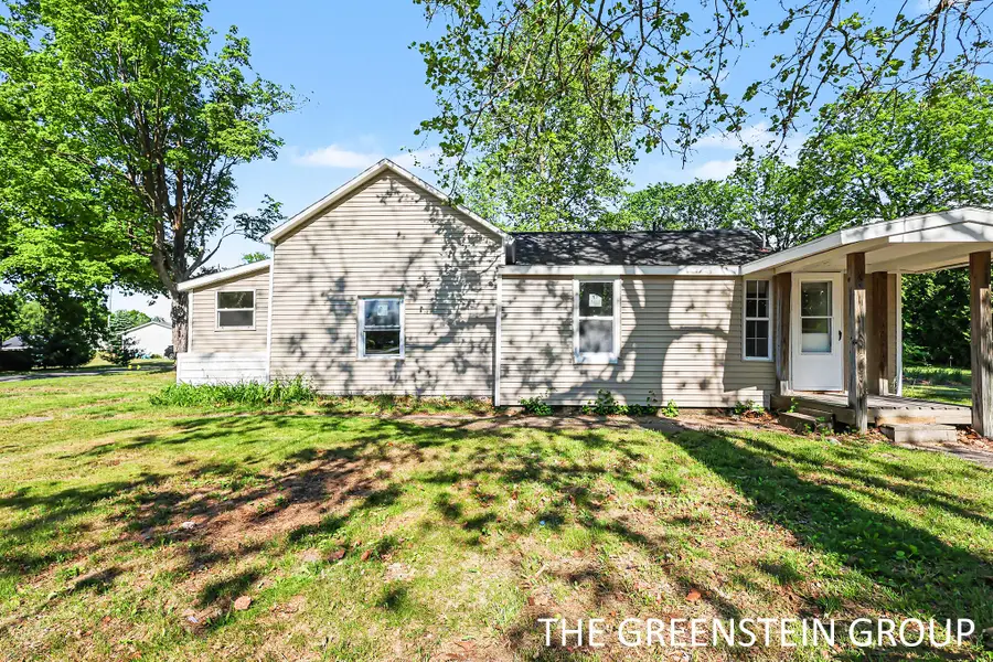 301 E North Street, Greenville, MI 48838 - #3