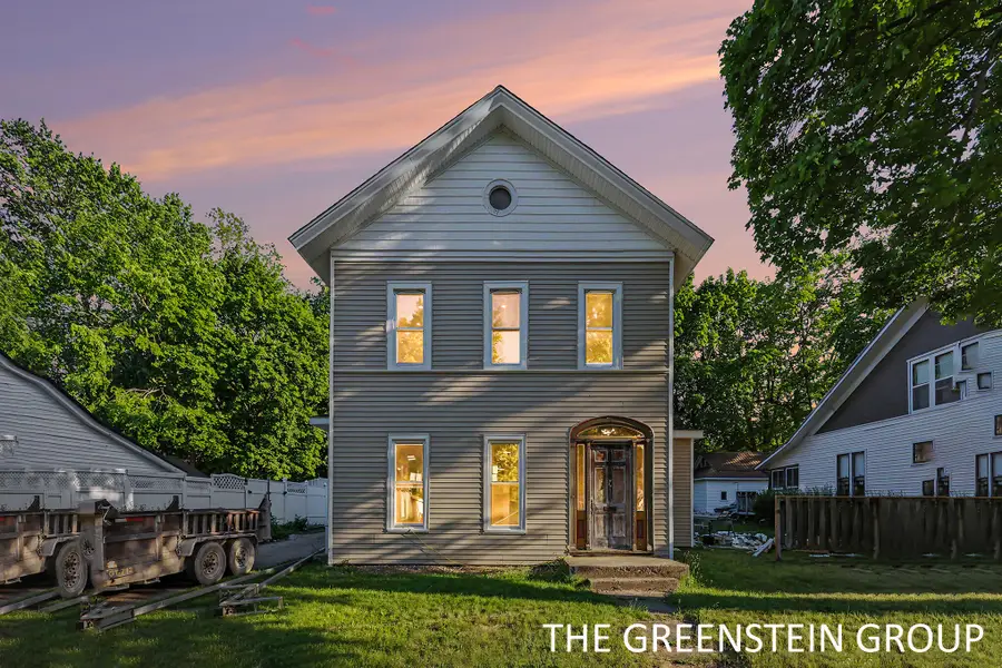 215 W Grove Street, Greenville, MI 48838 - #2