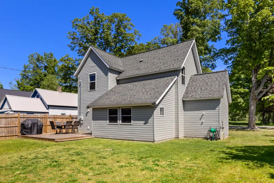 14641 Thompson Avenue, Thompsonville, MI 49683 - #2