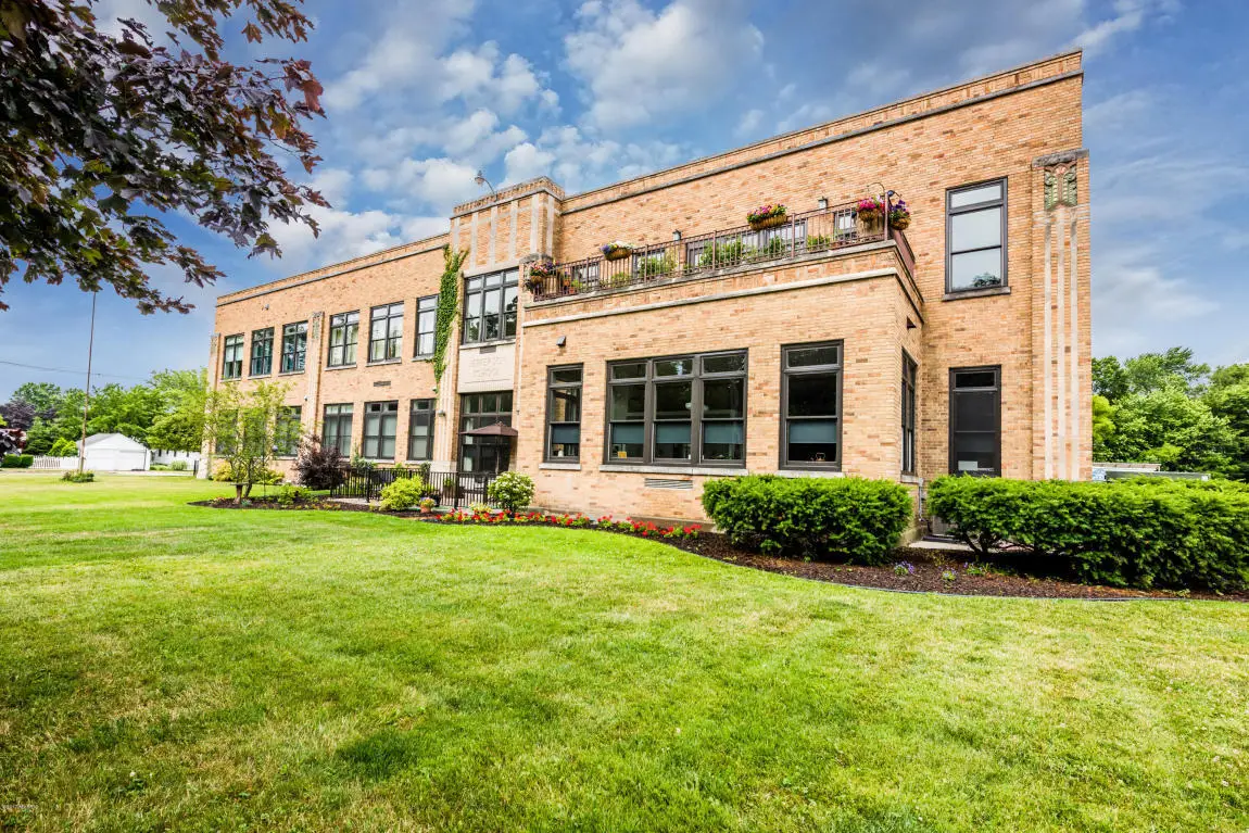 2214 S State Street #104, Saint Joseph, MI 49085 - #1