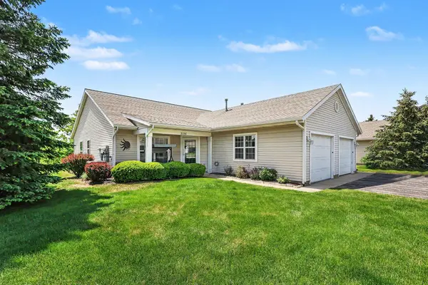 3336 Clear Vista Court Ne #33, Grand Rapids, MI 49525