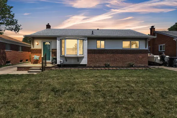32826 Benson Drive, Westland, MI 48185