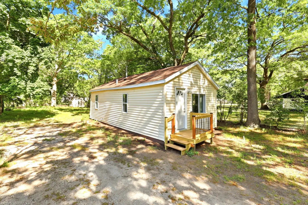 2933 Valk Street, Muskegon, MI 49444 - #1